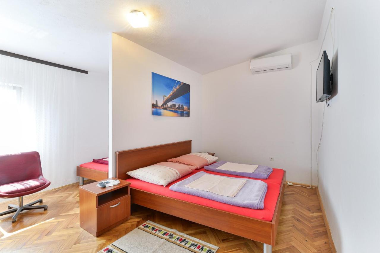 Apartments With A Parking Space Nin, Zadar - 19555 エクステリア 写真