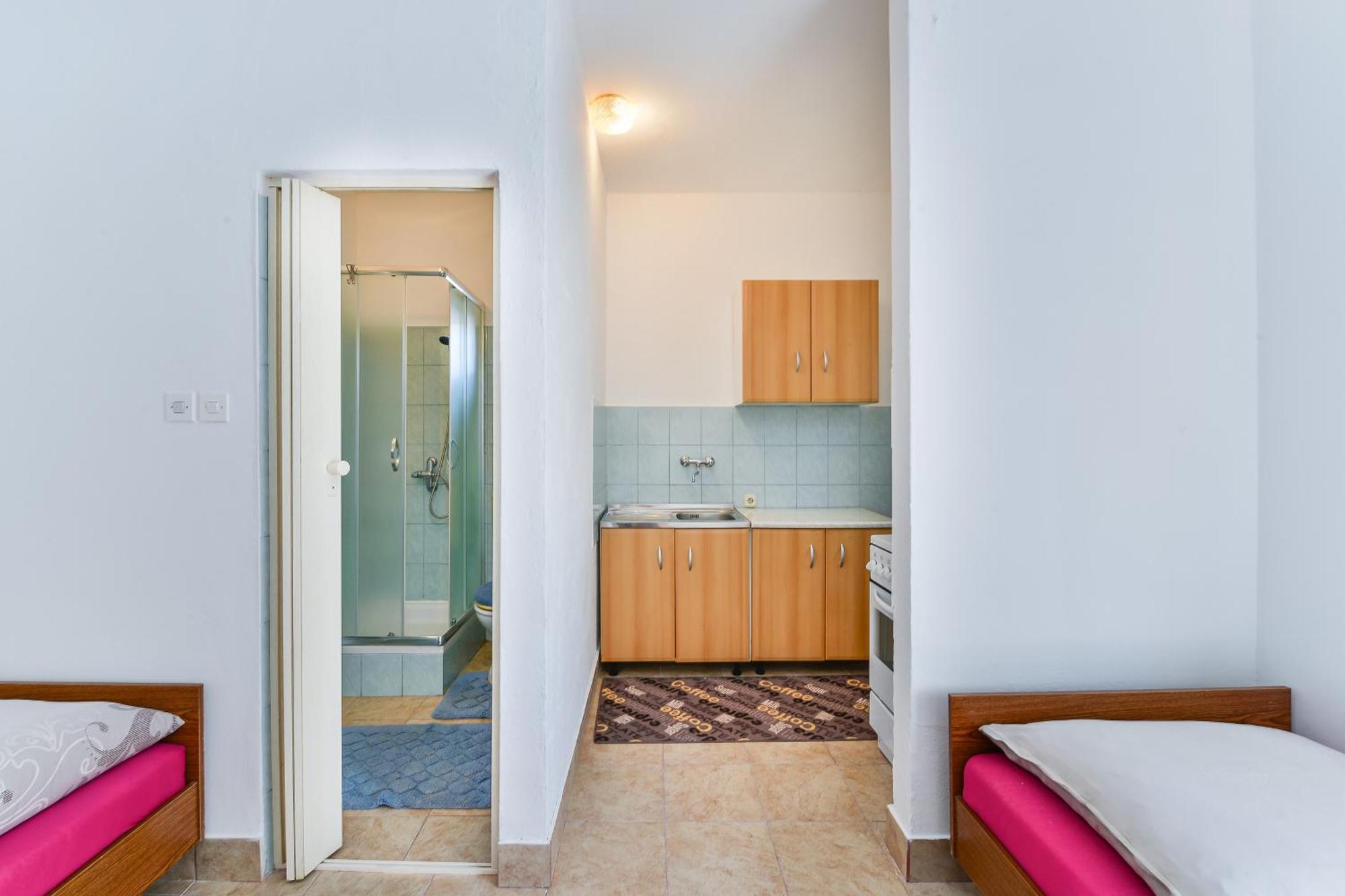 Apartments With A Parking Space Nin, Zadar - 19555 部屋 写真
